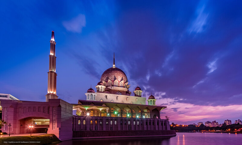 Princess Sarah Mosque at dusk