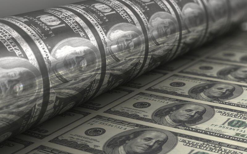 Printing US hundred-dollar bills
