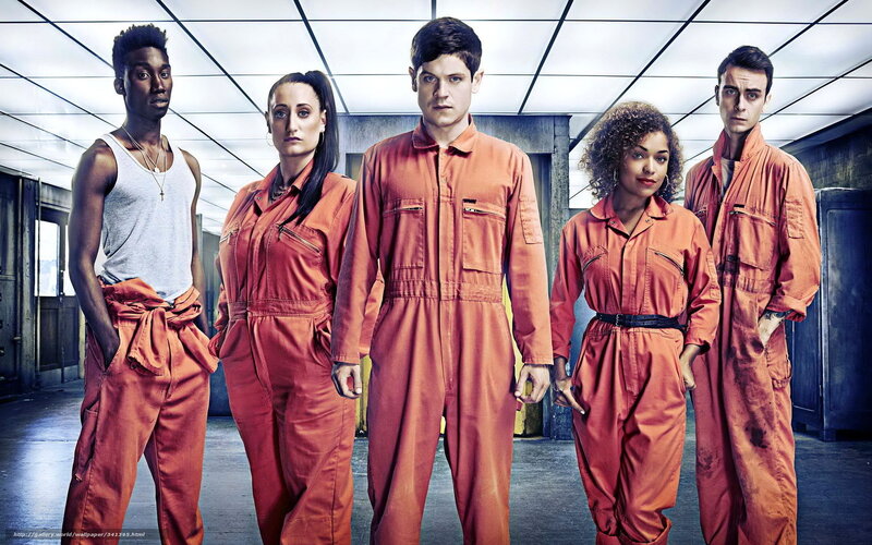 prisoners in orange jumpsuits