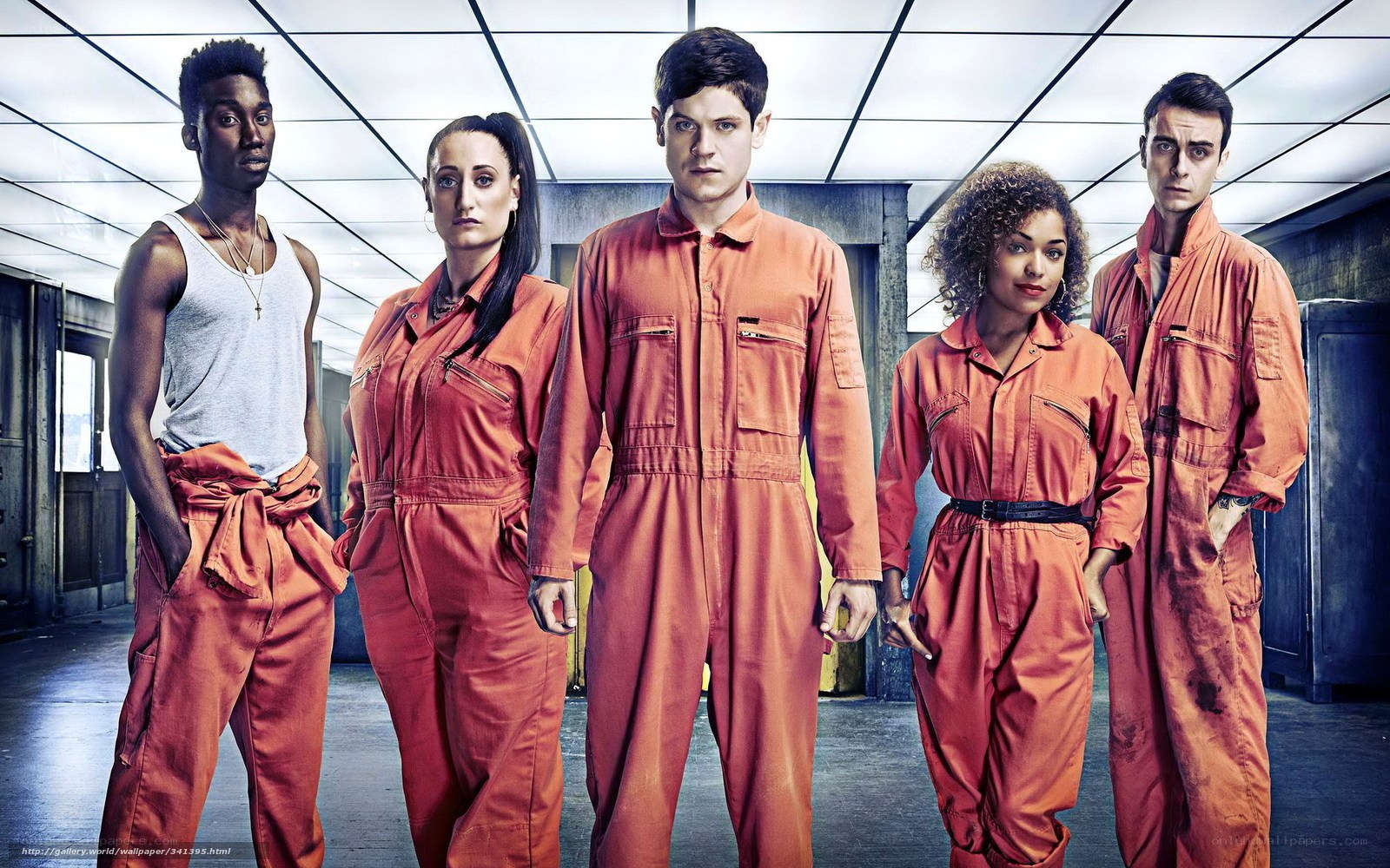 prisoners in orange jumpsuits