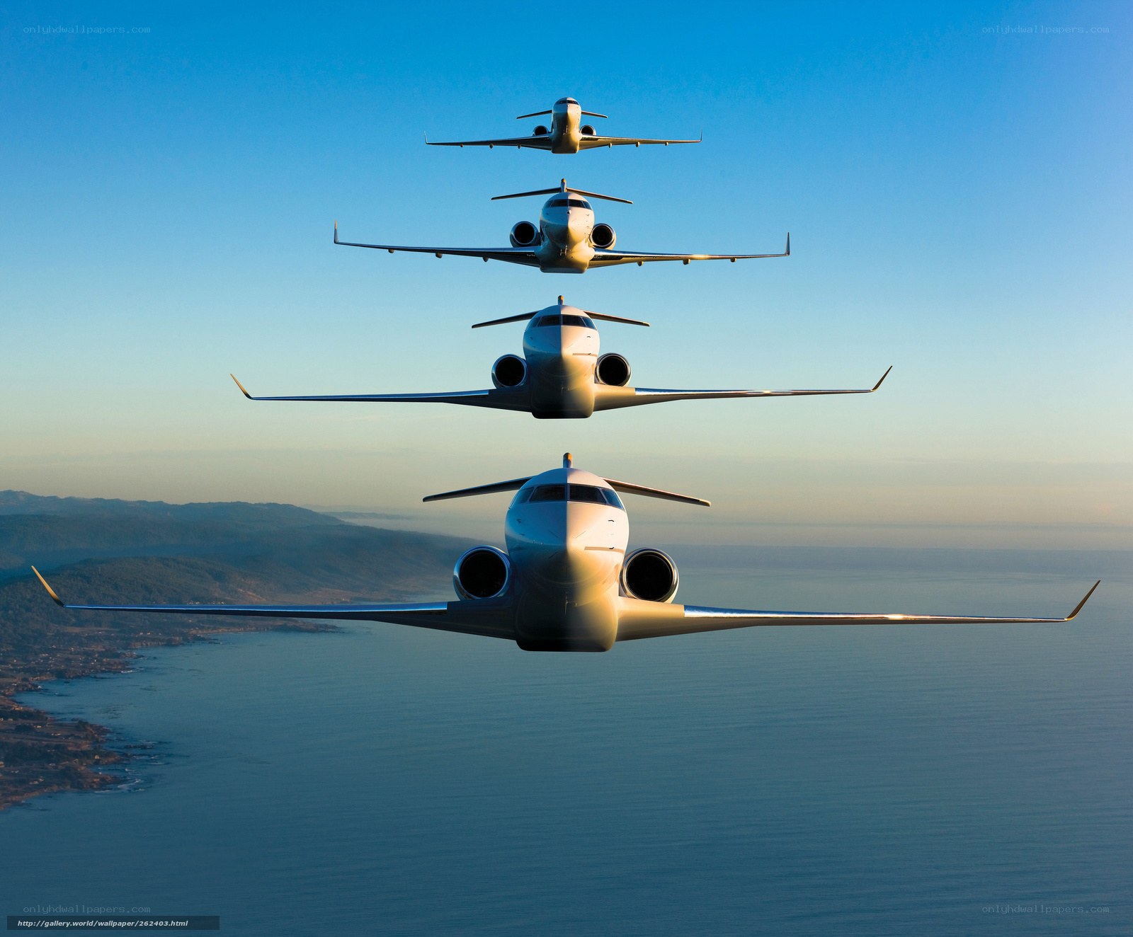 Private jets in formation