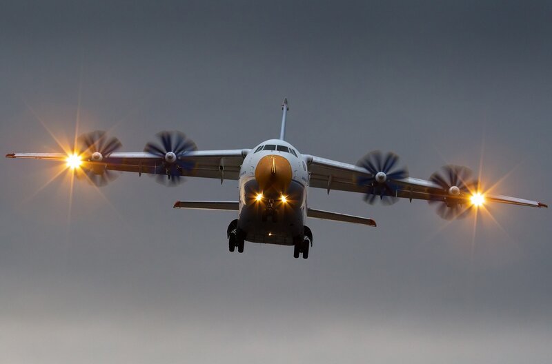Propeller Airplane — Gray