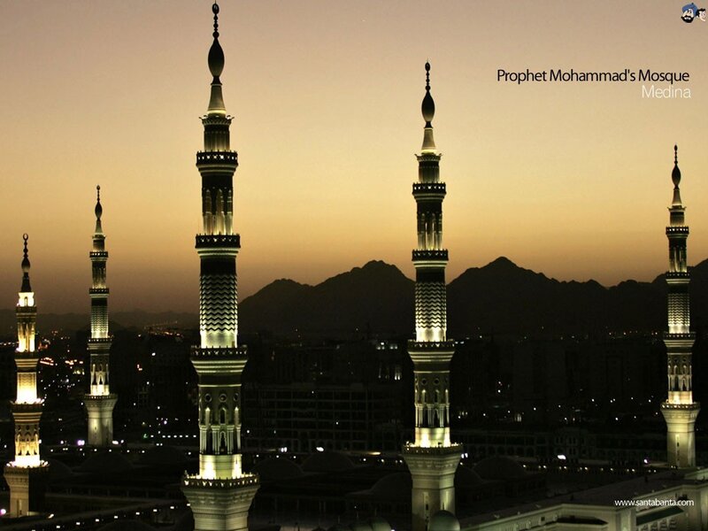 Prophet Muhammad's Mosque at dusk