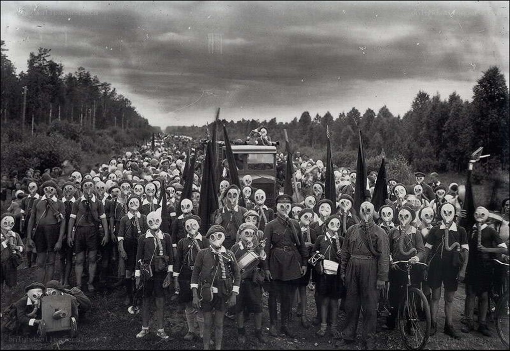 Protest with gas masks