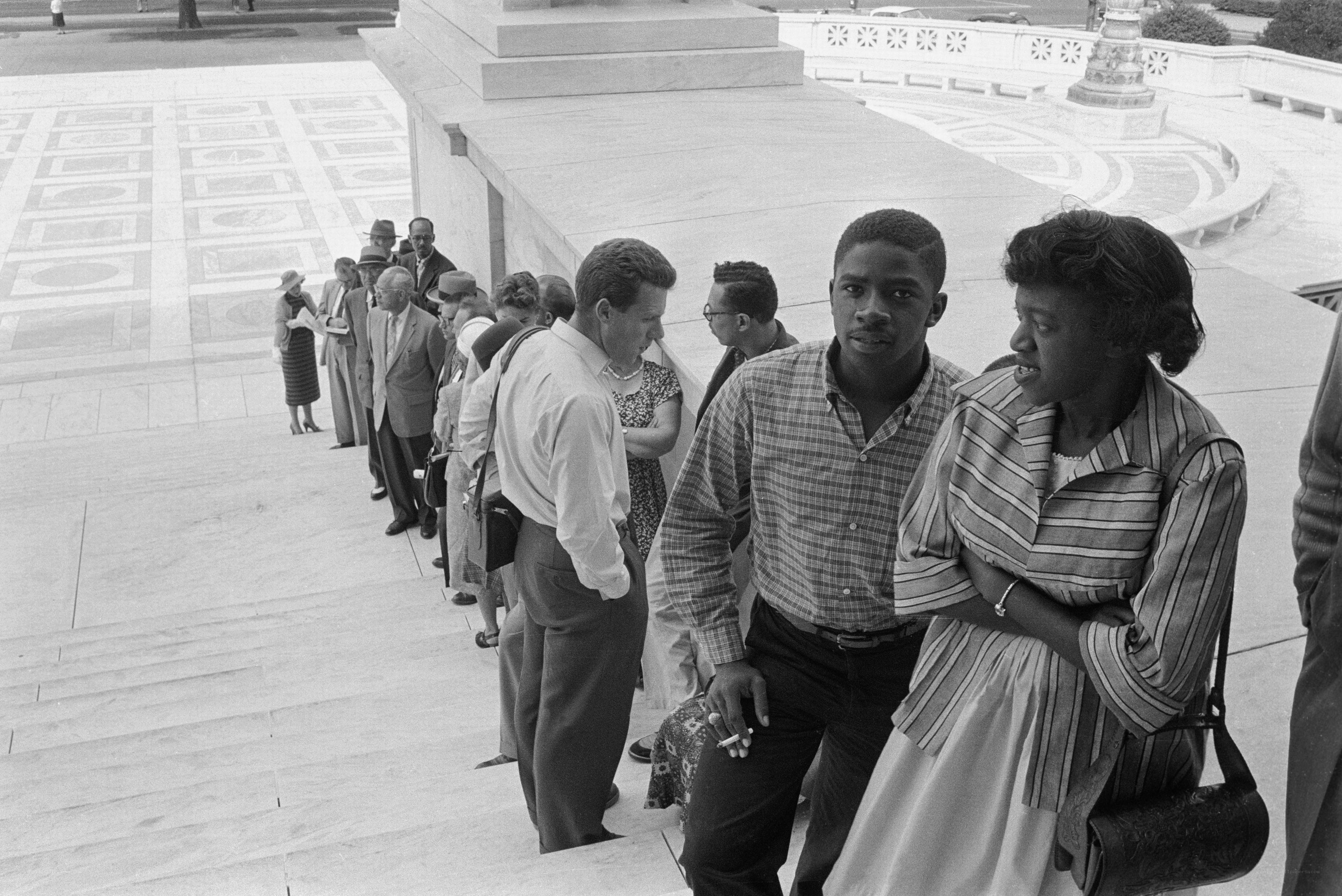 Protesters at the Lincoln Memorial