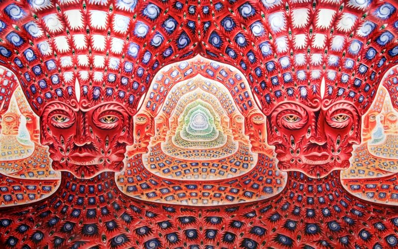 Psychedelic tunnel with faces