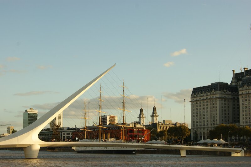 Puente de la Mujer and historic ship