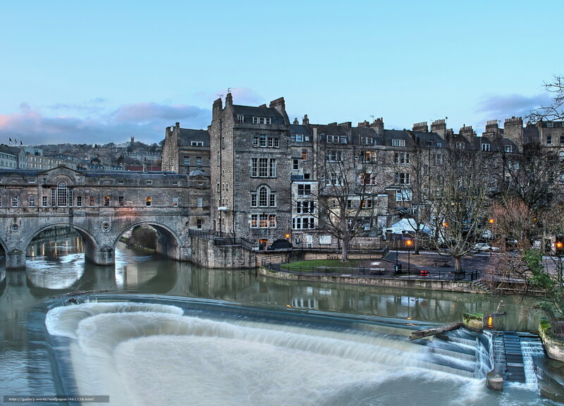 Pulteney Bridge and River Avon