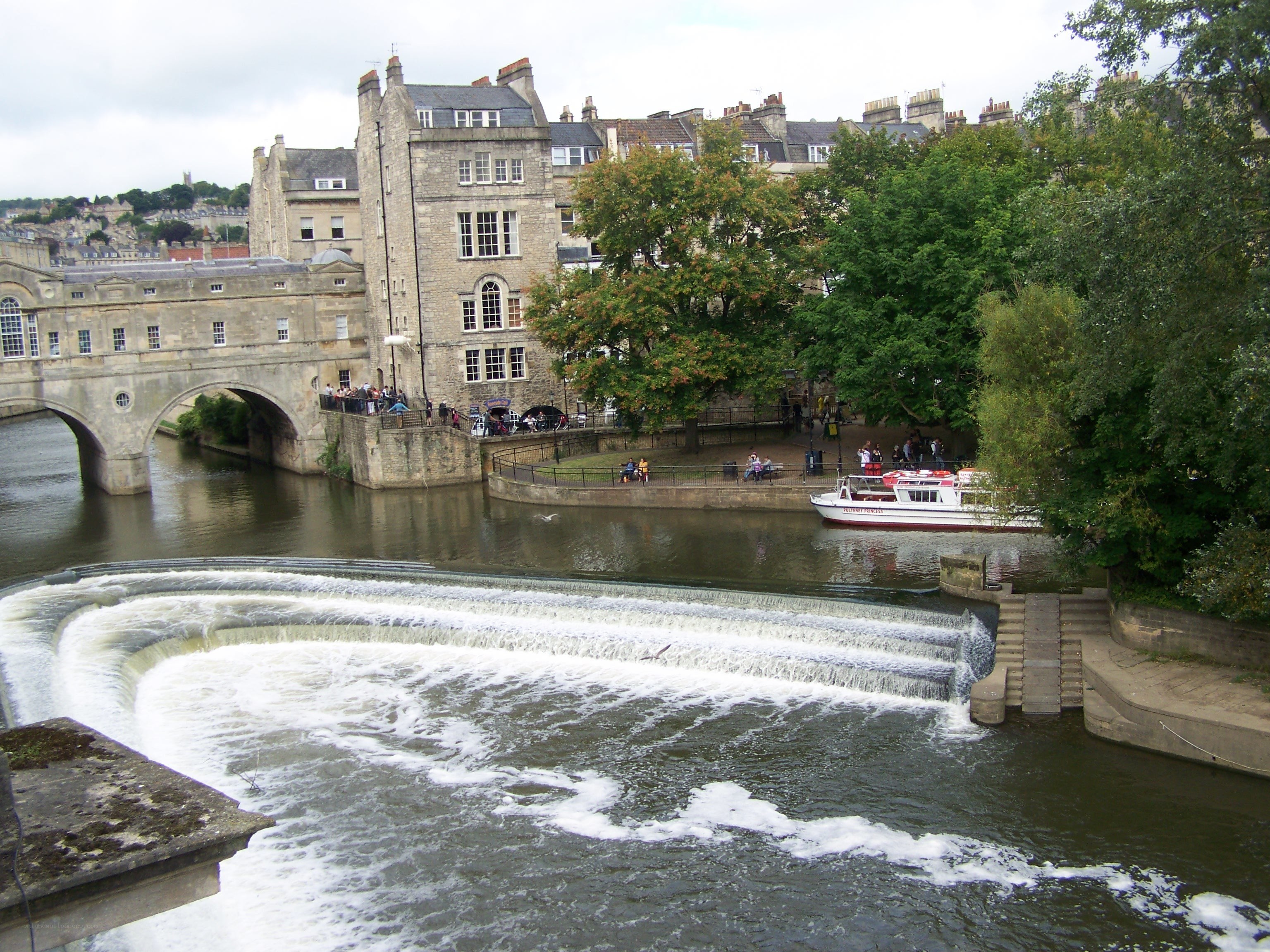 Pulteney Bridge and river weir