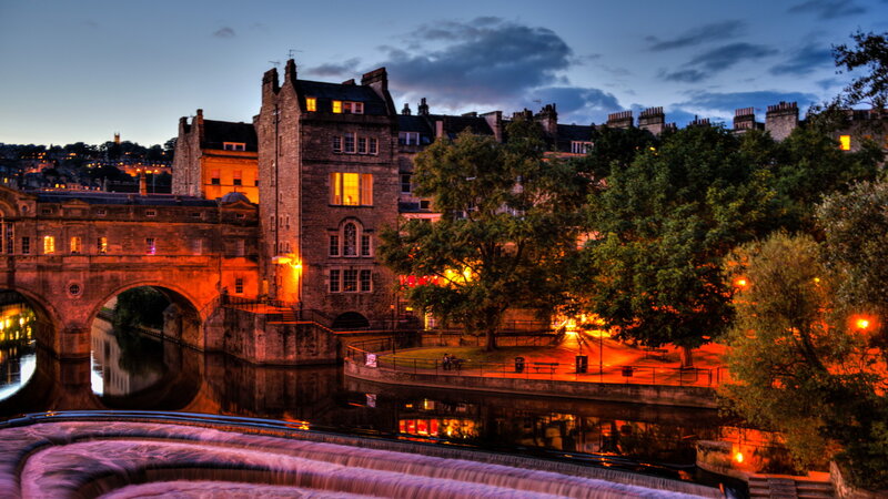Pulteney Bridge at Dusk — Blue