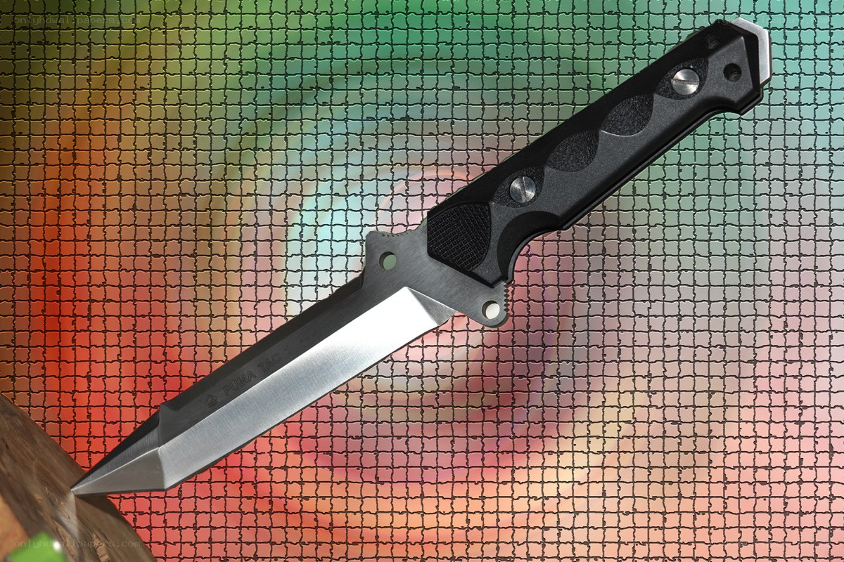Puma Tac knife on mesh