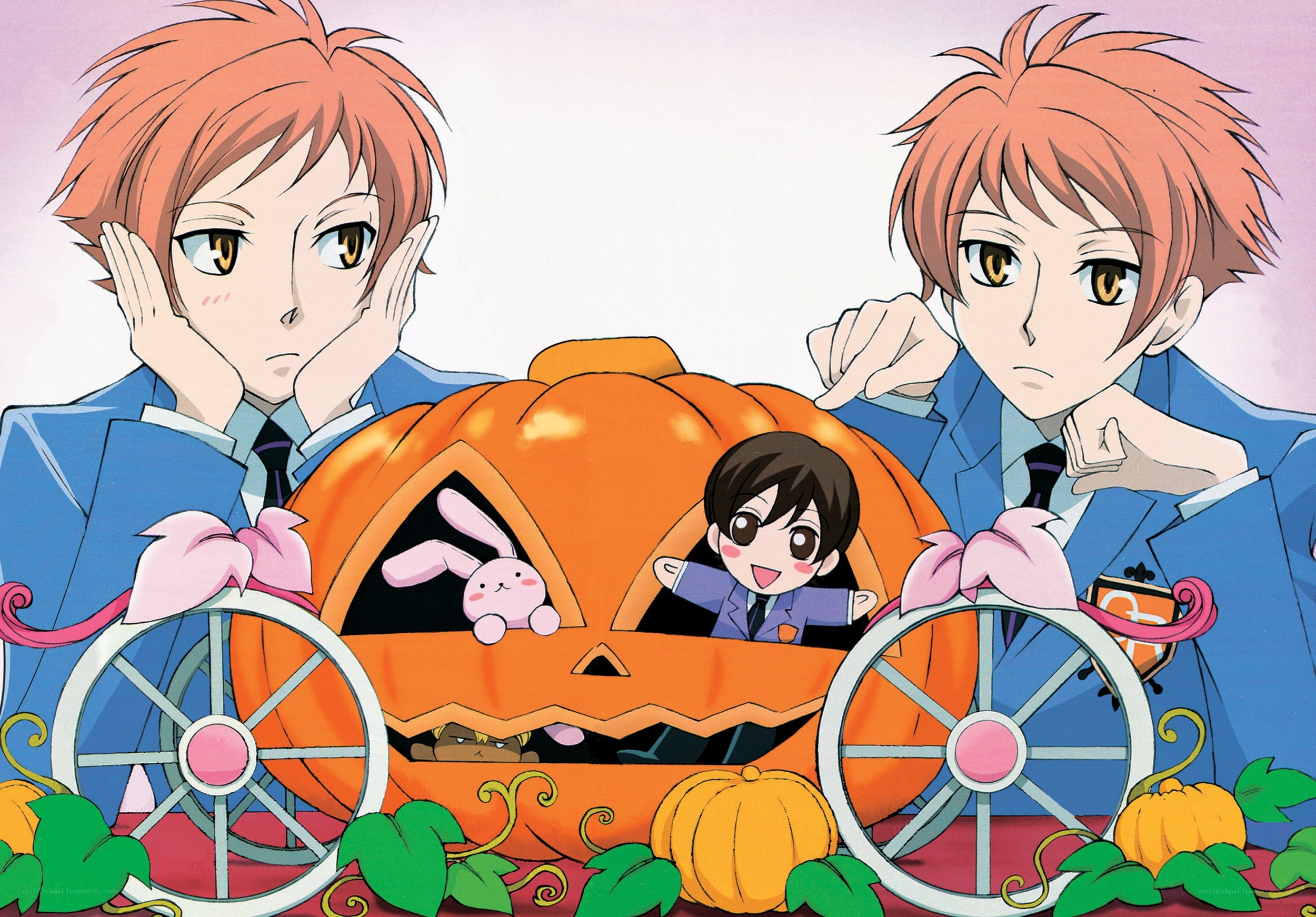 Pumpkin carriage with anime characters