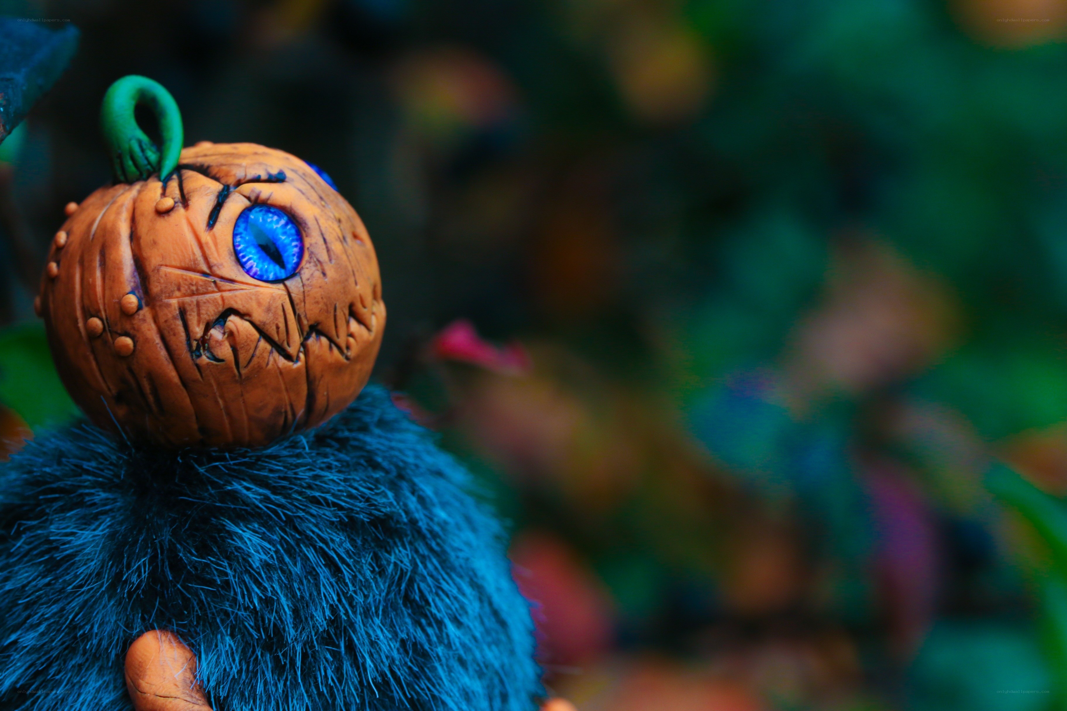 pumpkin-headed creature