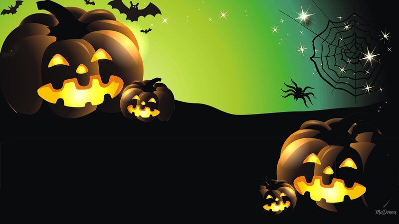 Pumpkin Lanterns at Night — Green