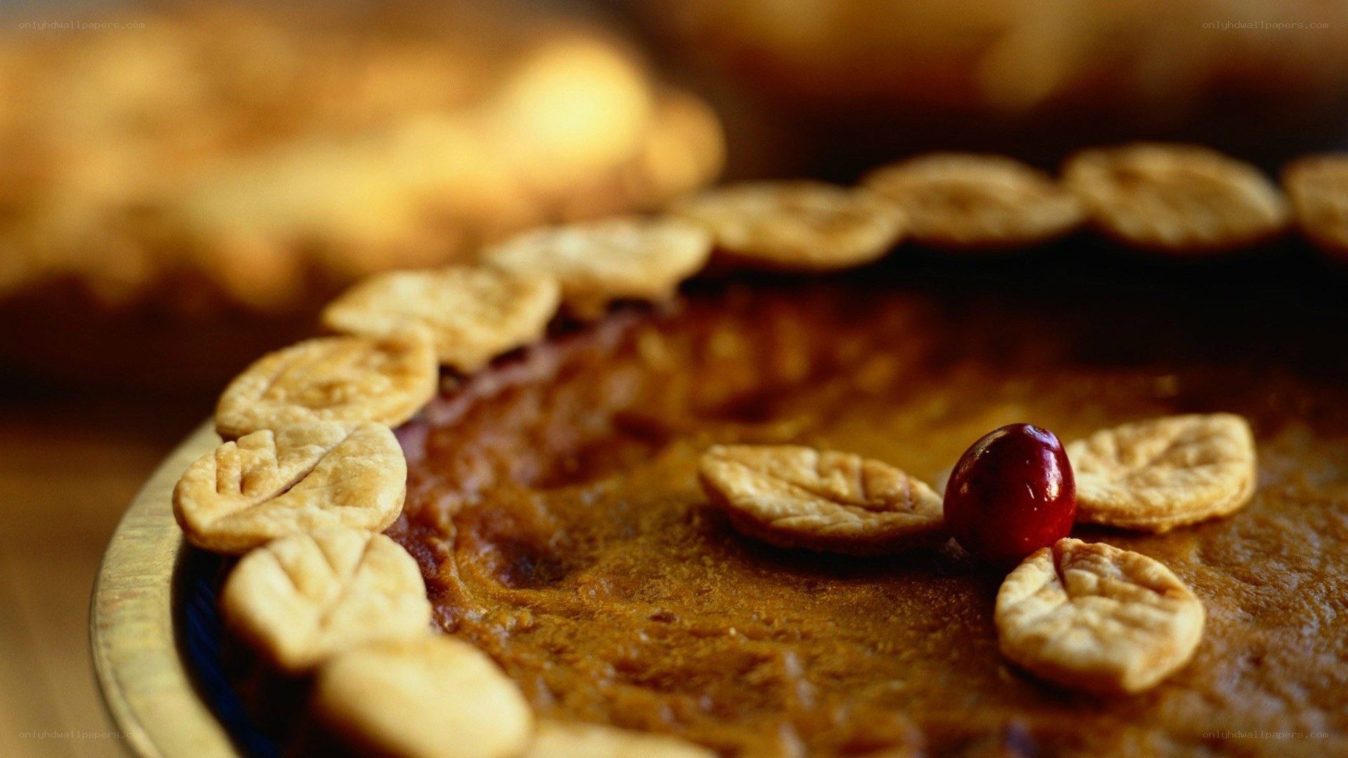 Pumpkin pie with cranberry