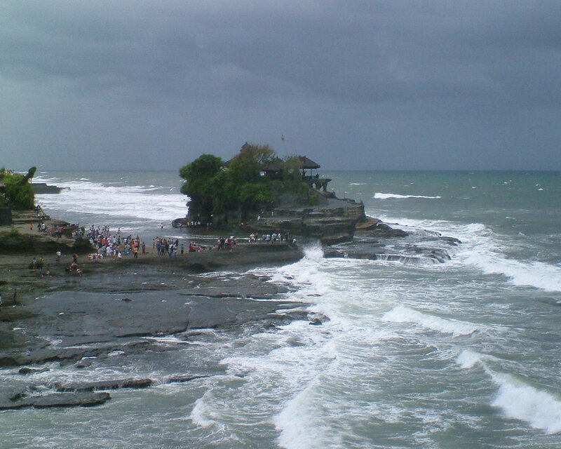 Pura Tanah Lot temple