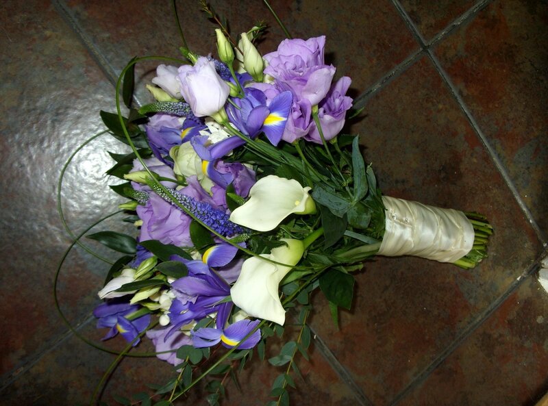 purple and white flower bouquet