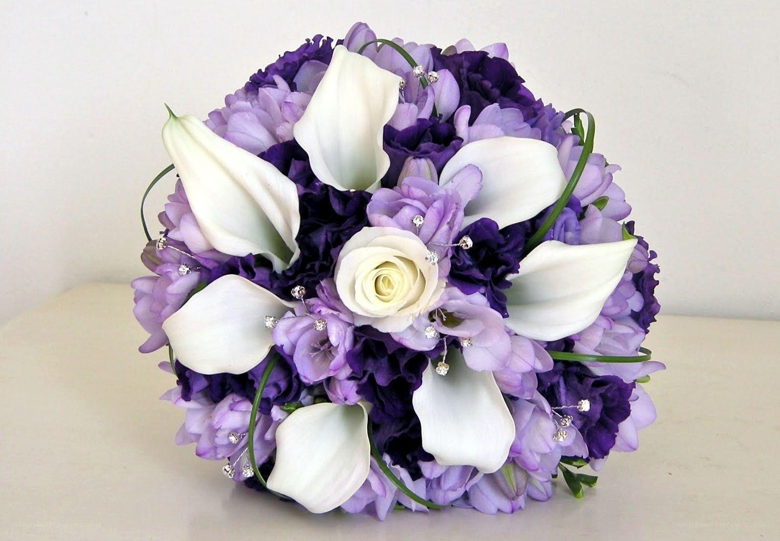 purple and white flower bouquet