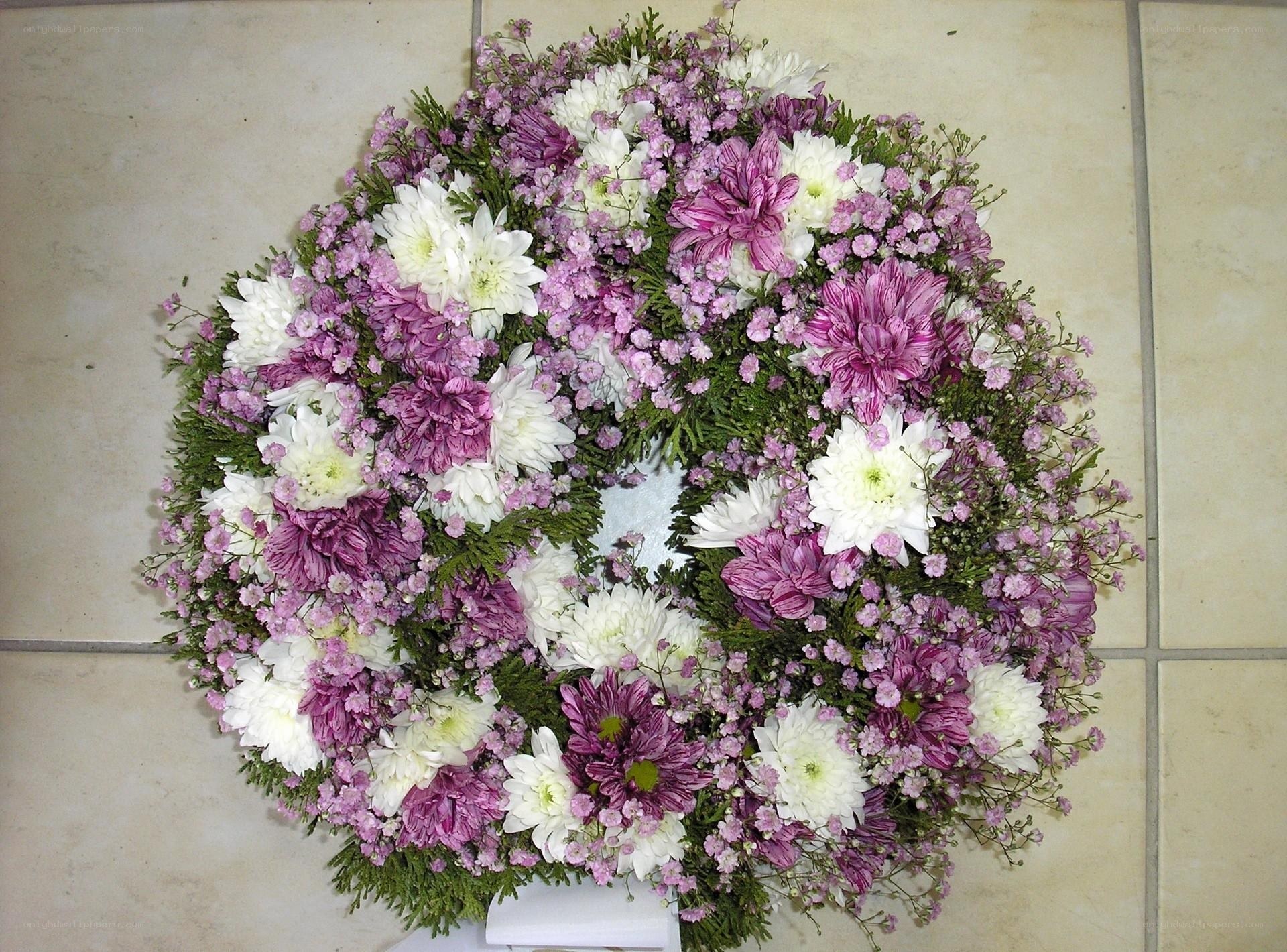purple and white flower wreath