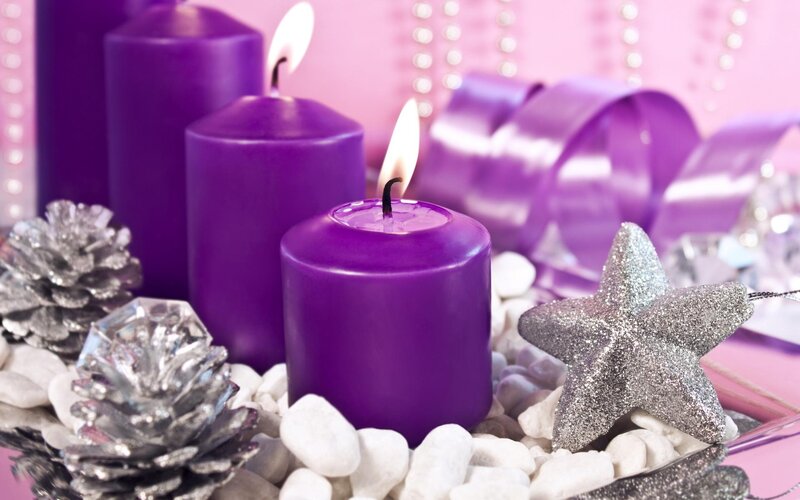 Purple Candles and Decorations — Festive, Photograph