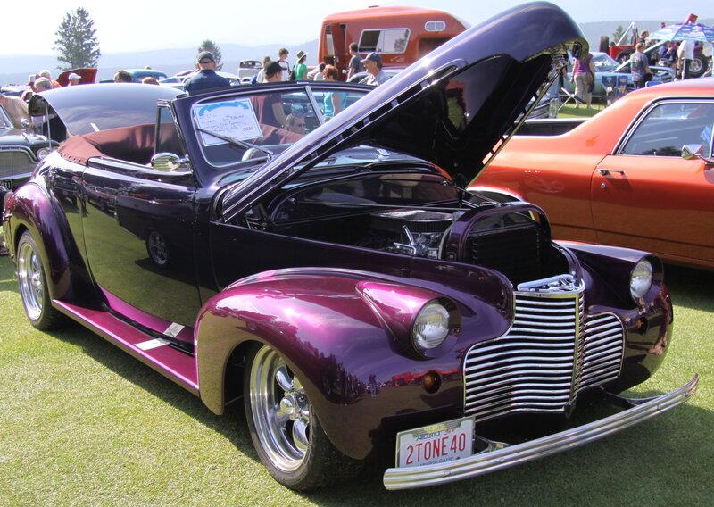 Purple Classic Convertible — Outdoor