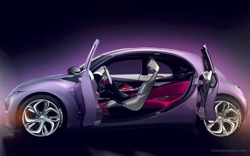 Purple Concept Car — Dramatic, 3d Render, Car Door, Wheel