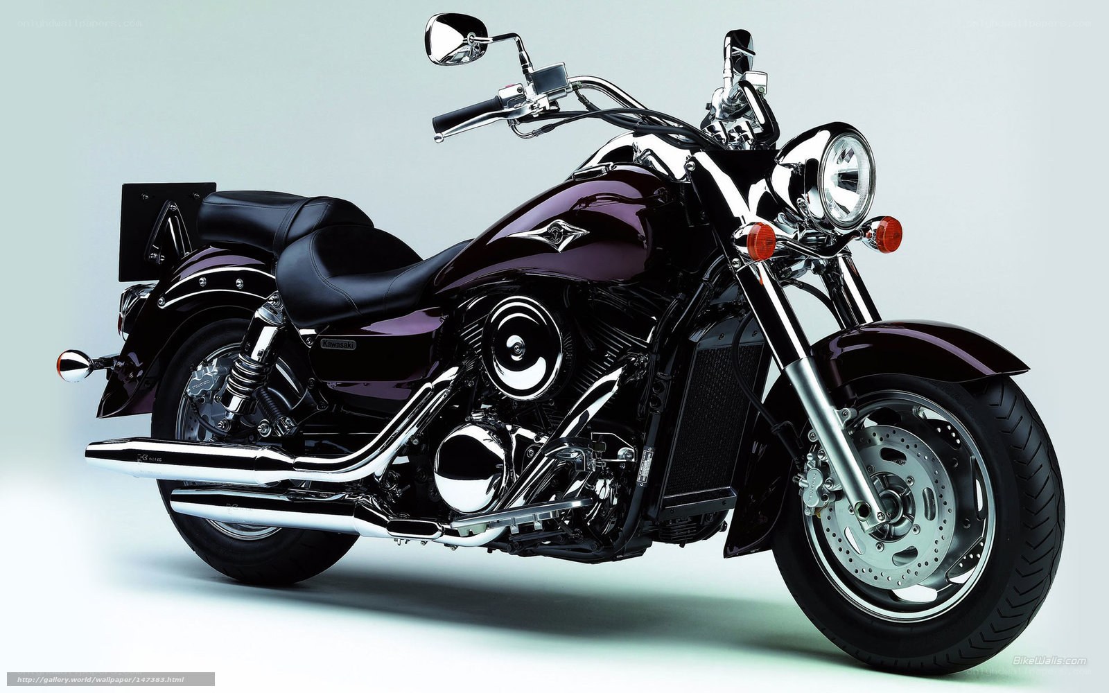 purple cruiser motorcycle