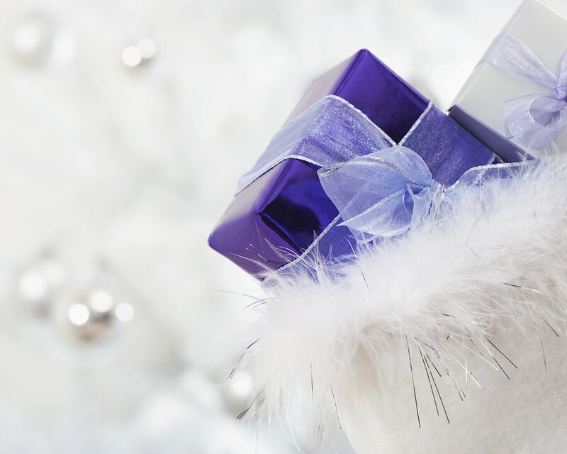 Purple Gift Box — Festive