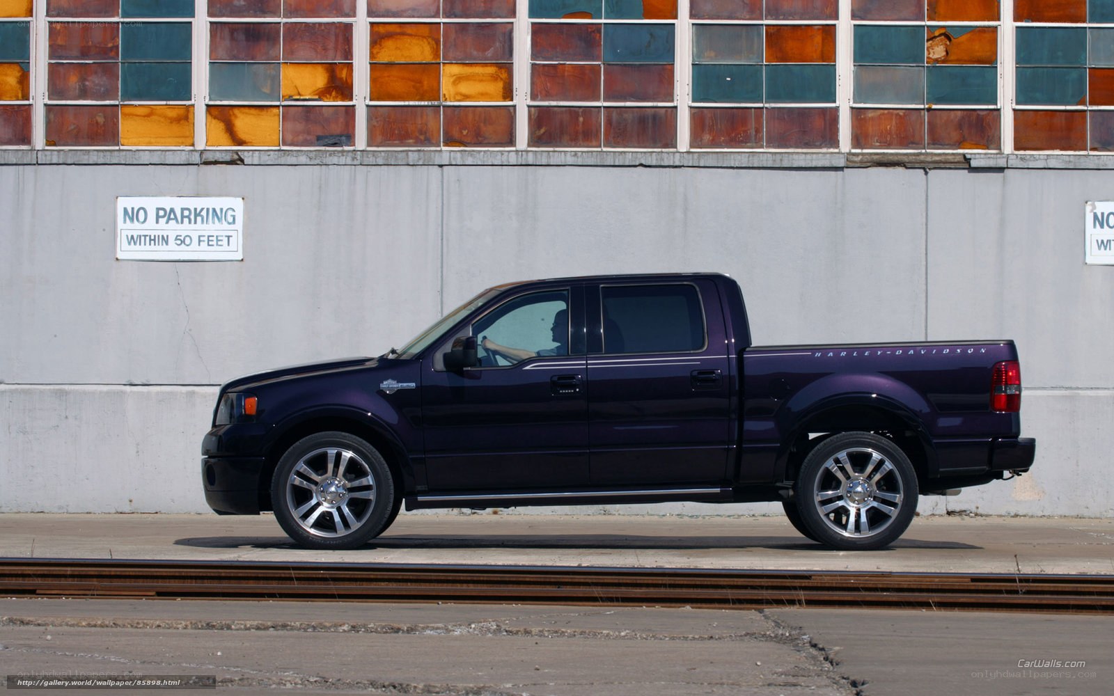 purple harley-davidson truck