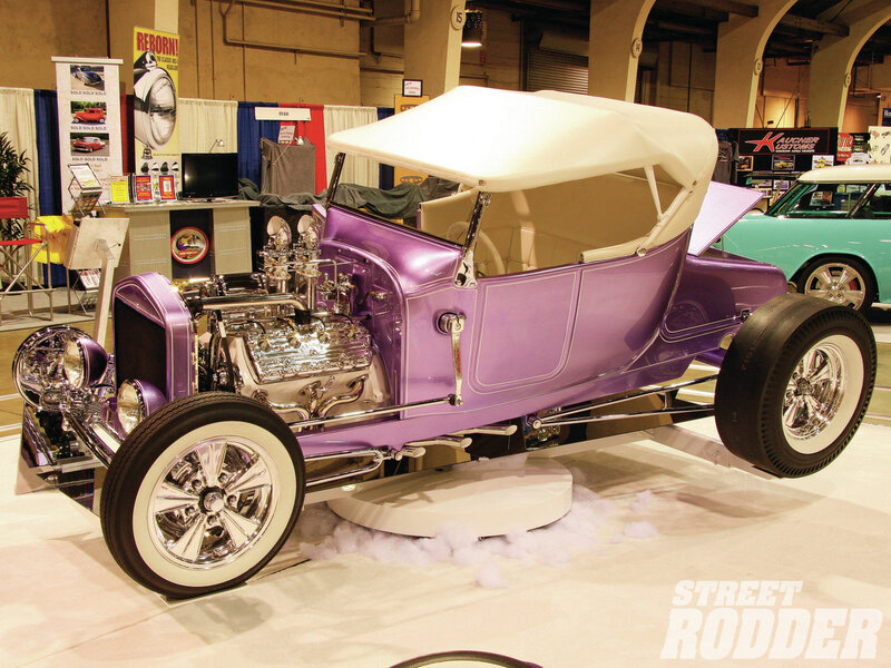 Purple Hot Rod Car — Showcase, Photograph