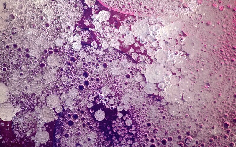 Purple Liquid with Bubbles — Textured