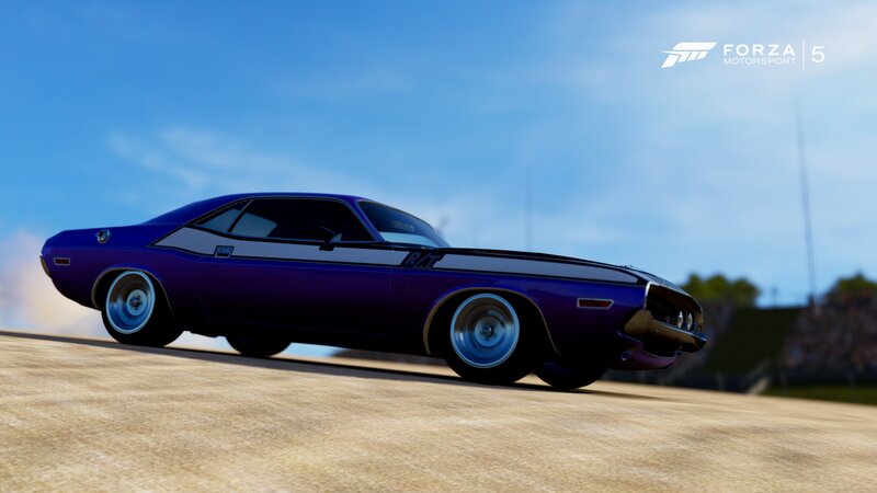 Purple Muscle Car — Dynamic