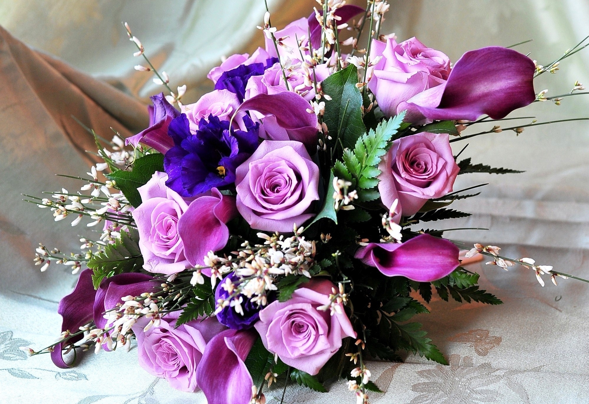 purple rose bouquet