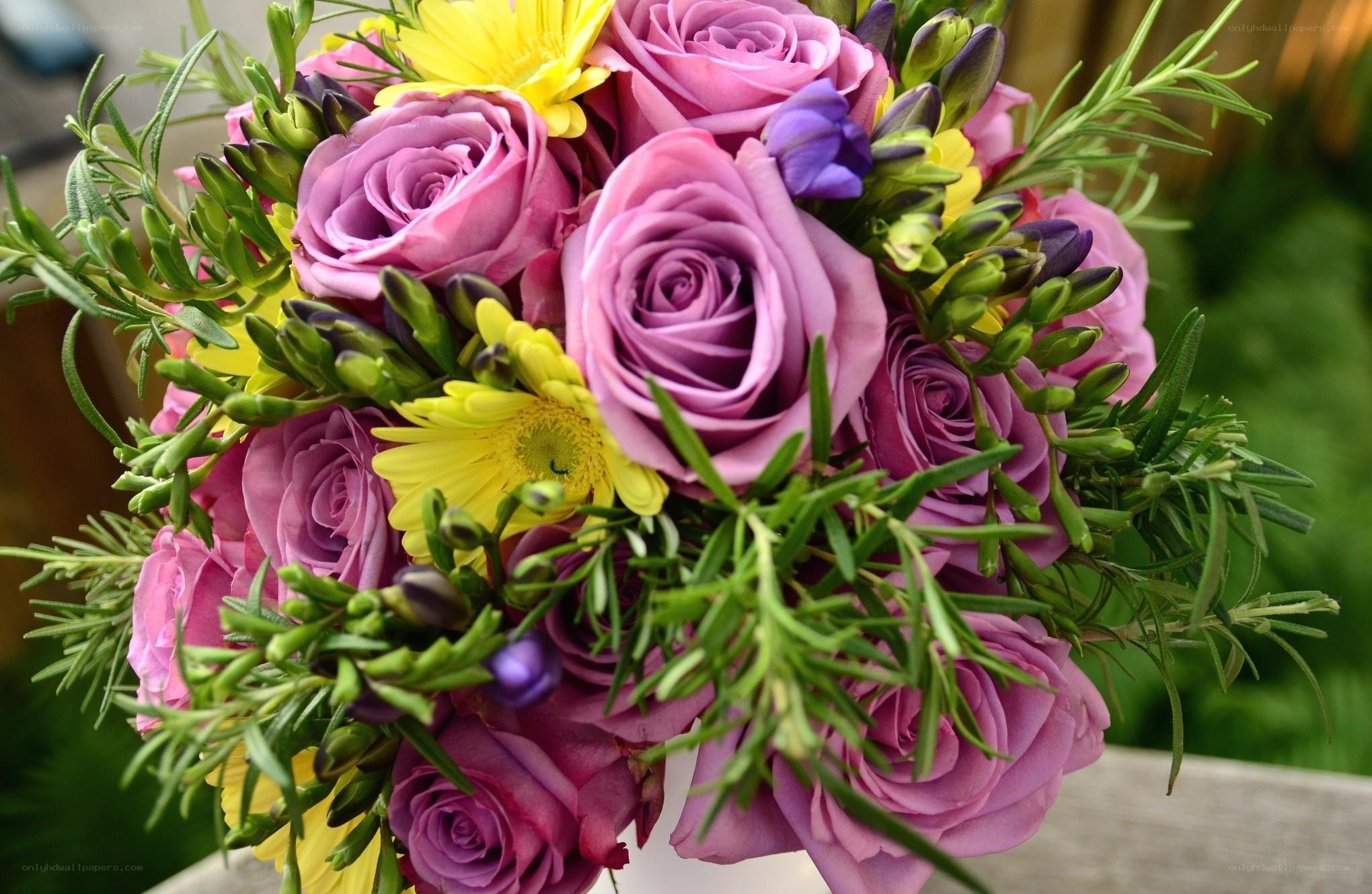 purple roses and yellow daisies
