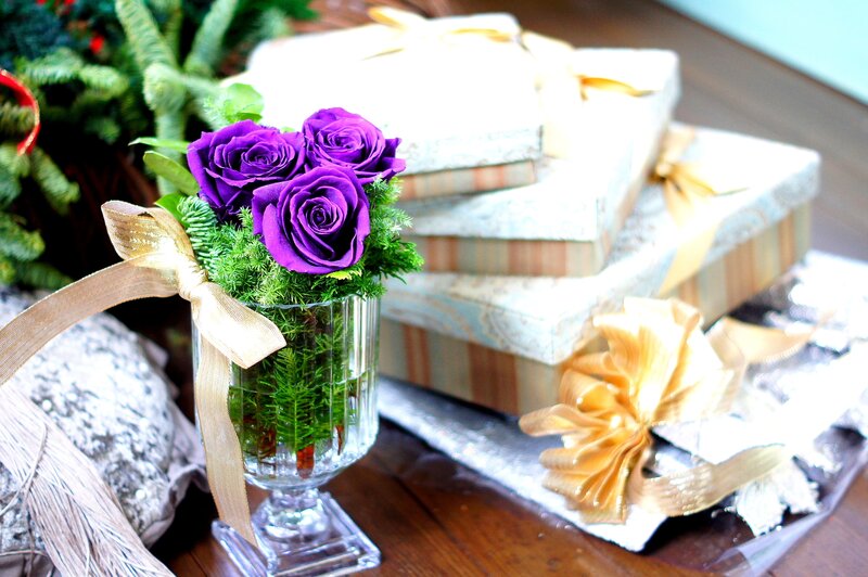 Purple Roses in Vase — Festive