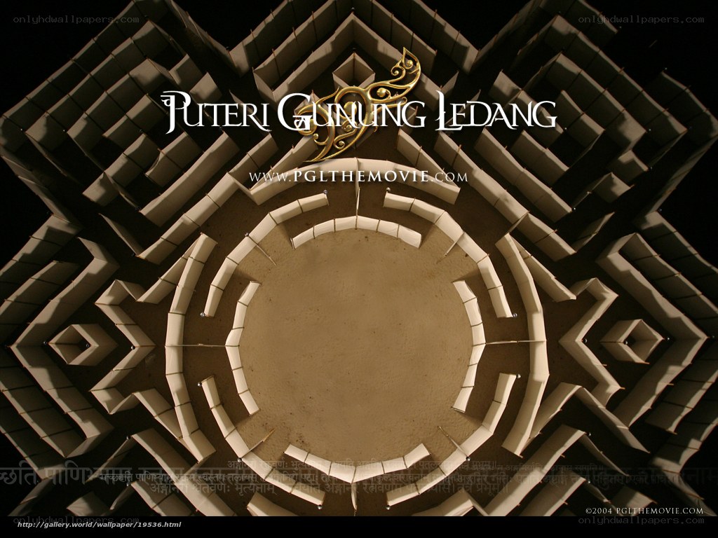 Puteri Gunung Ledang movie poster