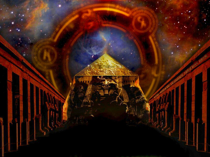 Pyramid with Sphinx
