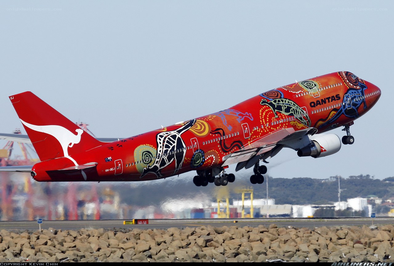 Qantas Boeing 747 taking off
