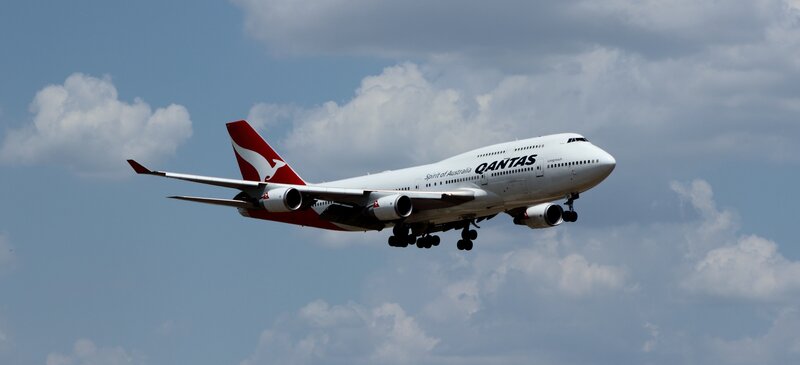 Qantas Boeing 747 — White