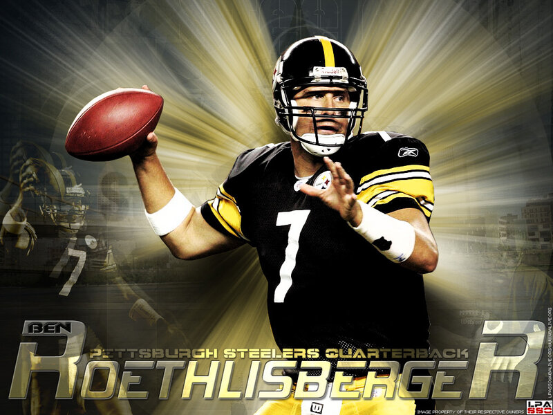 Quarterback Throwing Ball — Black
