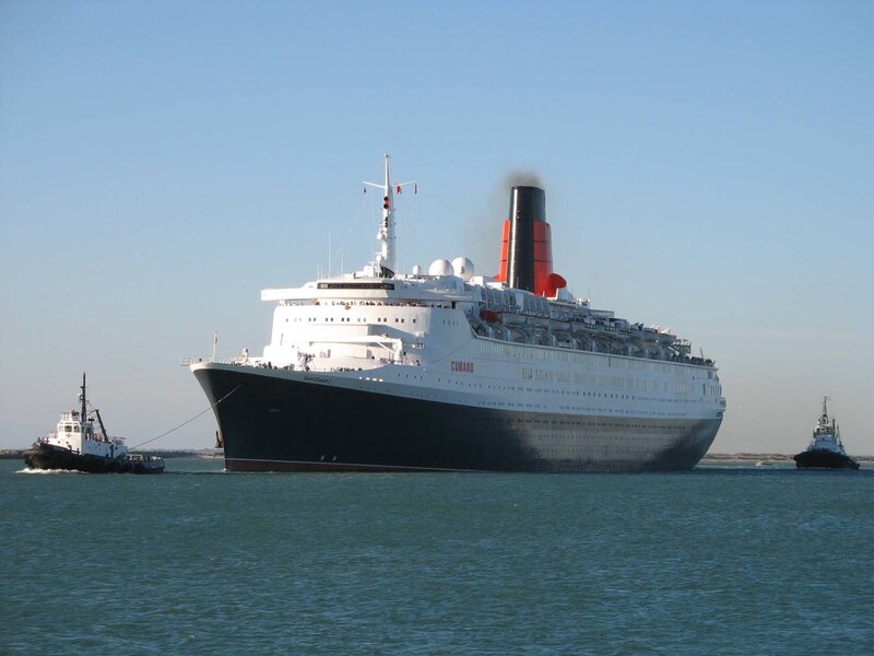 Queen Elizabeth Cruise Ship