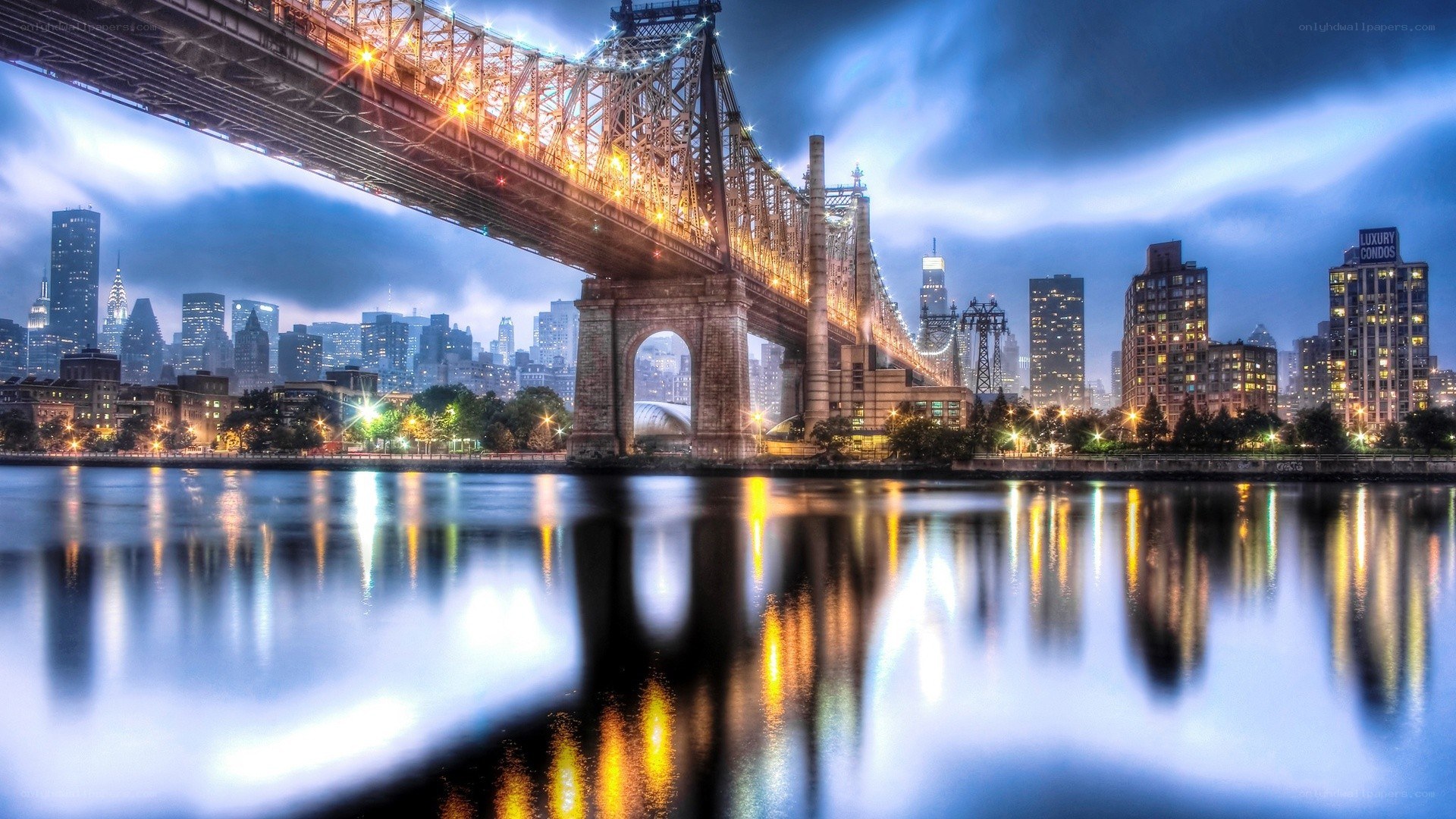 Queensboro Bridge at dusk