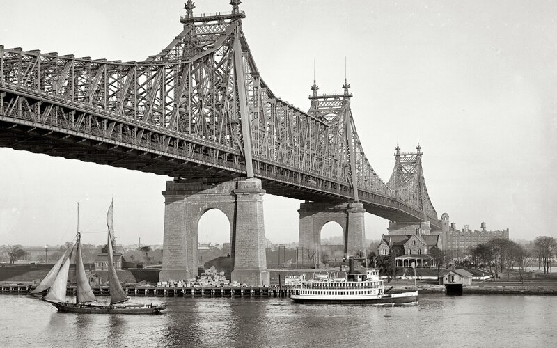 Queensboro Bridge with boats
