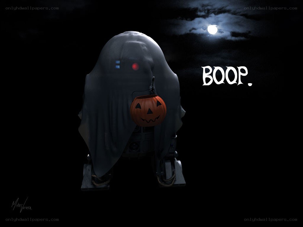 R2-D2 dressed as a ghost