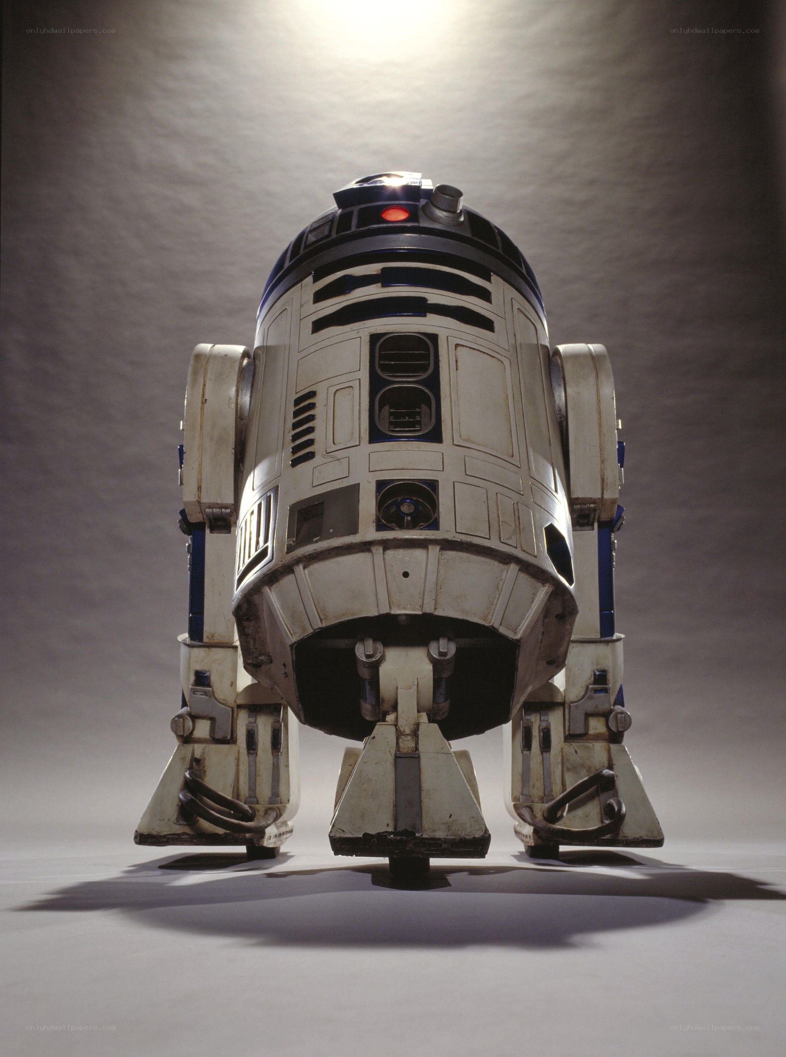 R2-D2 droid from Star Wars