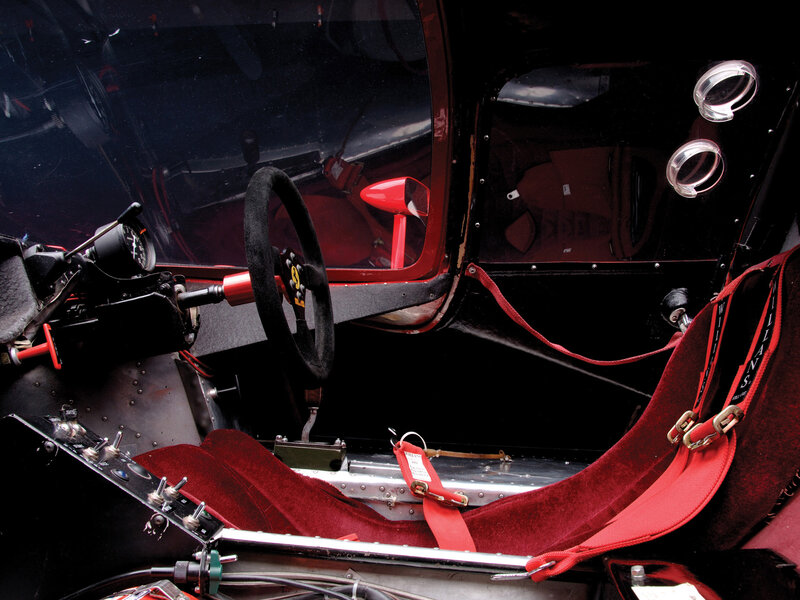 Race Car Cockpit — Red