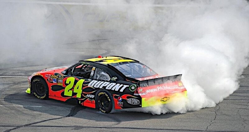 Race Car Drifting — Black