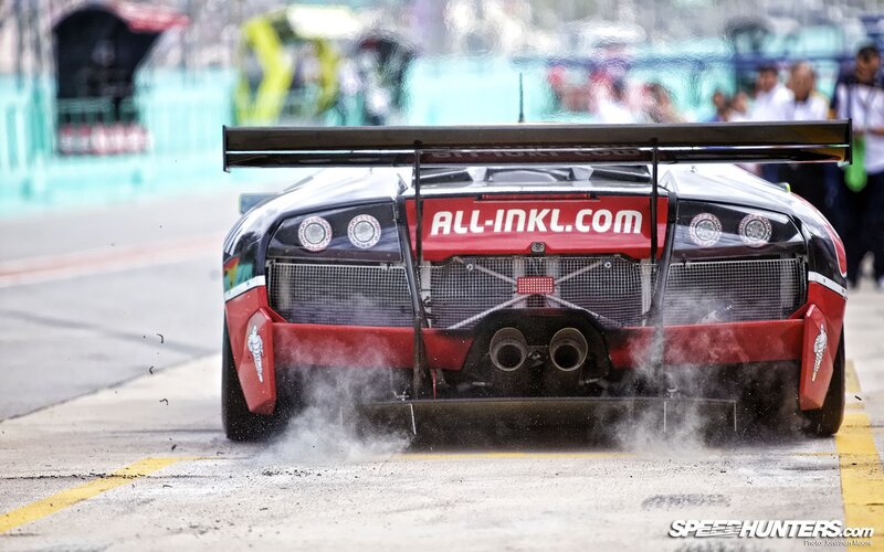 Race Car in Pit Lane — Red