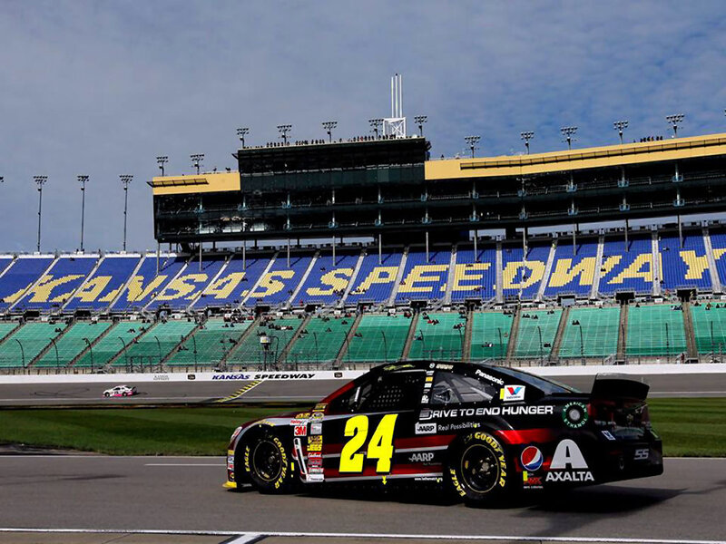 Race Car on Track — Black, Calm