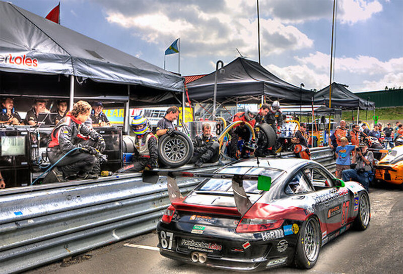 Race Car Pit Stop — Black